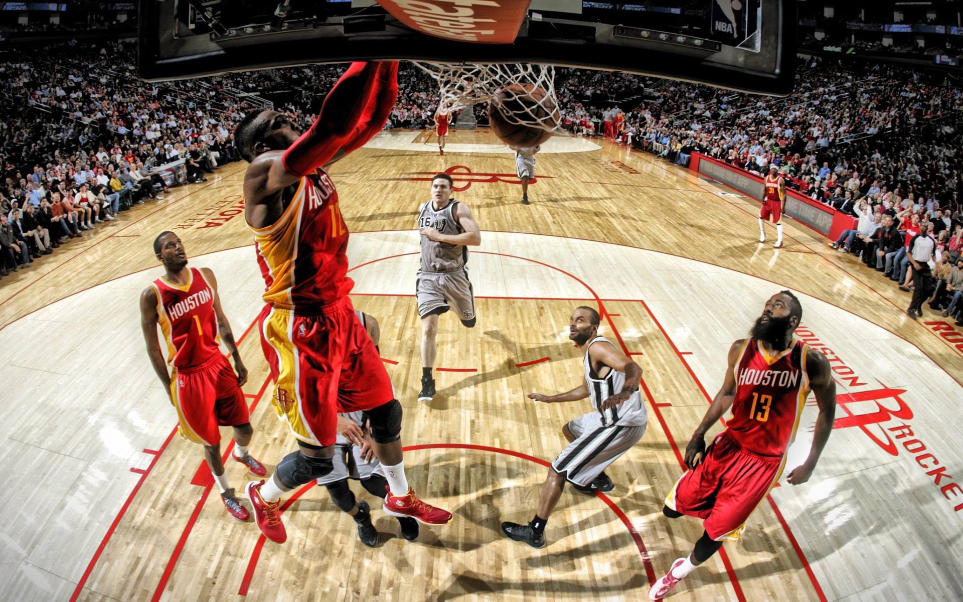 世界杯网站-雄鹿官宣签约Ming，阿贾克斯式门线救险引爆NBA总决赛
